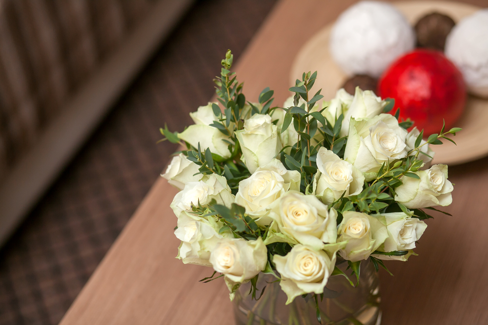 Simple Guide To Choosing Appropriate Funeral Flowers